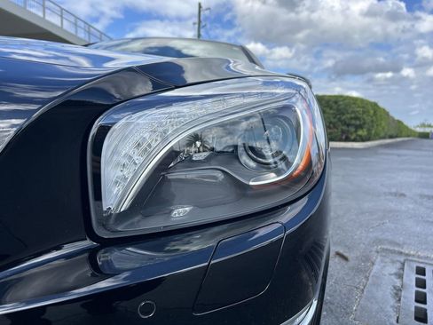 Used 2015 Mercedes-Benz SL 63 AMG image 32