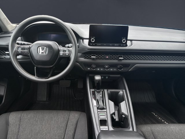 Used 2025 Honda Accord SE image 10