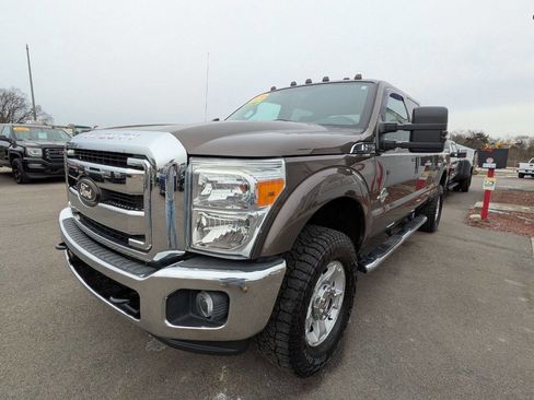 Used 2016 Ford F350 XLT w/ XLT Value Package image 2