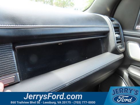 Used 2020 RAM 1500 Limited w/ Black Appearance Package AWD/4WD image 41