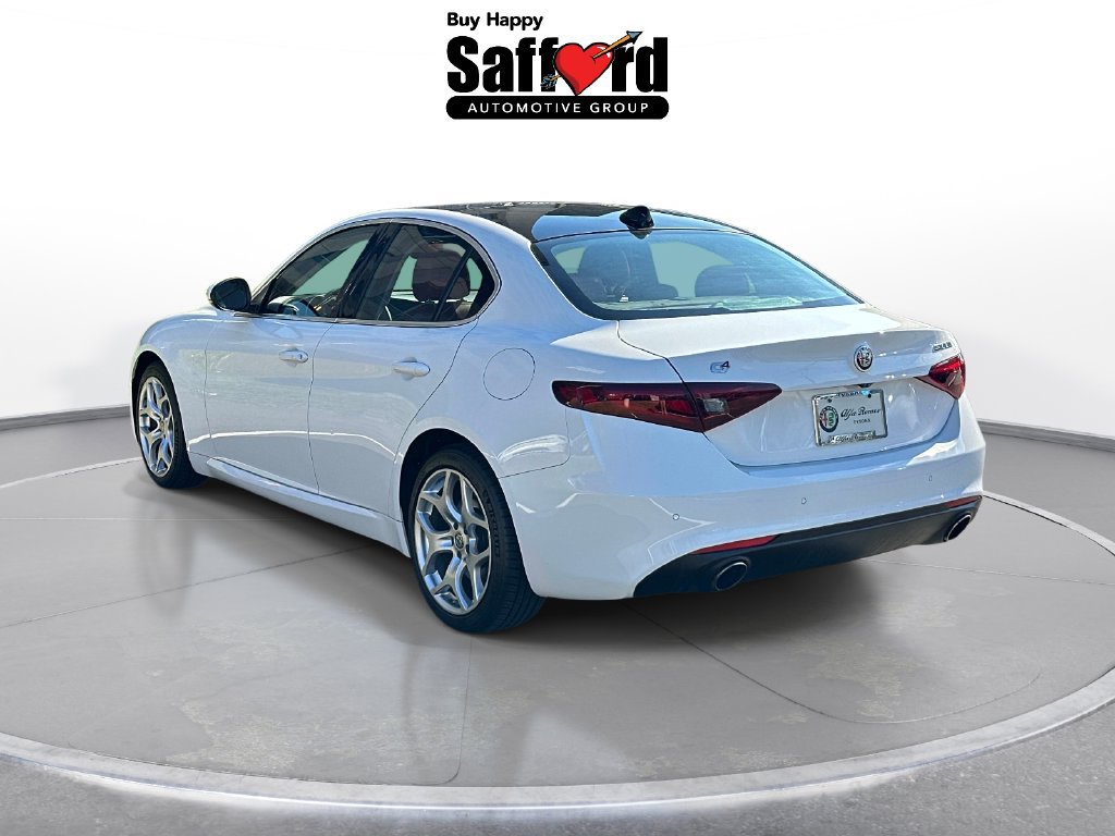 Used 2018 Alfa Romeo Giulia Ti AWD/4WD image 6