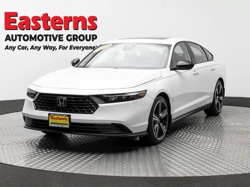 Used 2026 Honda Accord SE image 1