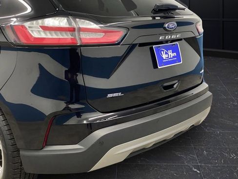 Used 2021 Ford Edge SEL image 32