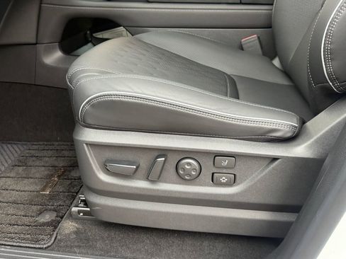 New 2026 INFINITI QX80 Autograph AWD/4WD image 13