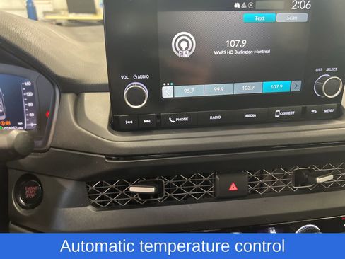 Used 2023 Honda Accord EX image 7