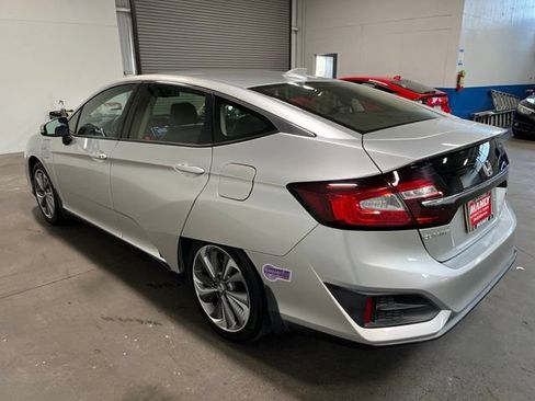 Used 2019 Honda Clarity Plug-In Hybrid image 5