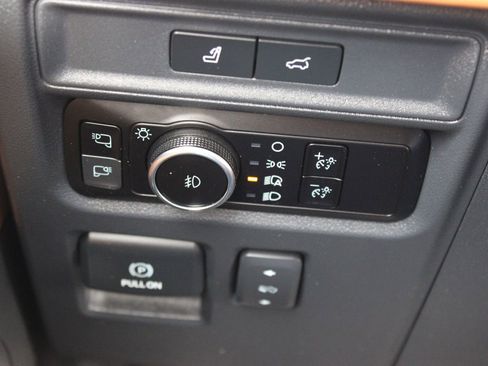 Used 2023 Ford Expedition Platinum AWD/4WD image 20