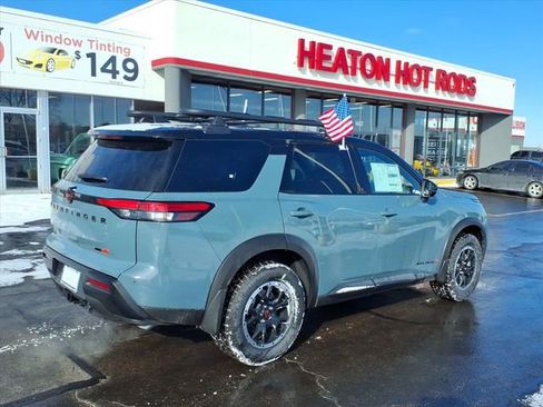 New 2026 Nissan Pathfinder SV image 3