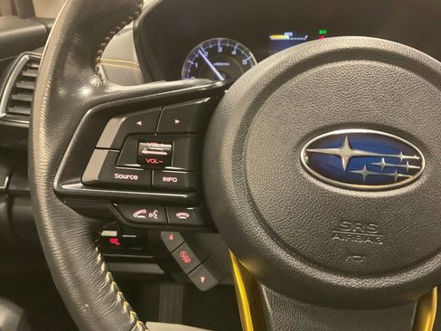 Used 2021 Subaru Crosstrek 2.5i Sport w/ Moonroof Package image 16