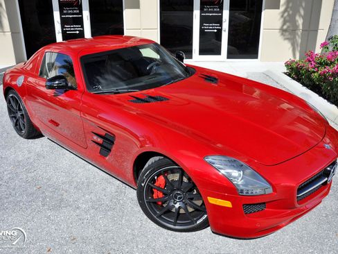 Used 2013 Mercedes-Benz SLS AMG GT Coupe image 5