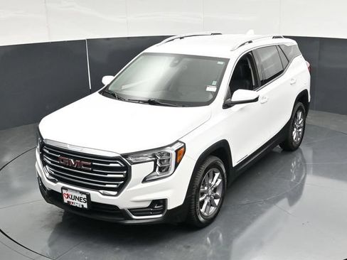 Used 2023 GMC Terrain SLT AWD/4WD image 53