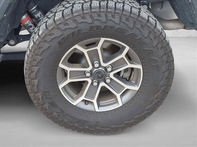 Used 2024 Jeep Gladiator Mojave w/ Steel Bumper Group AWD/4WD image 17