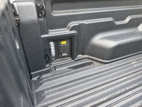 New 2025 Ford Maverick XLT w/ XLT Luxury Package image 18