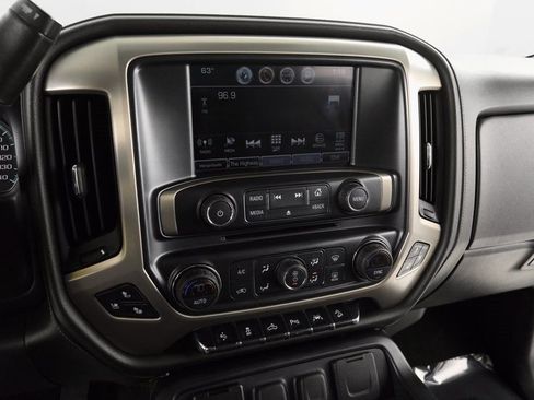 Used 2018 GMC Sierra 1500 Denali image 30