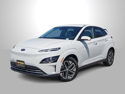 Used 2023 Hyundai Kona SE w/ Cargo Package image 1