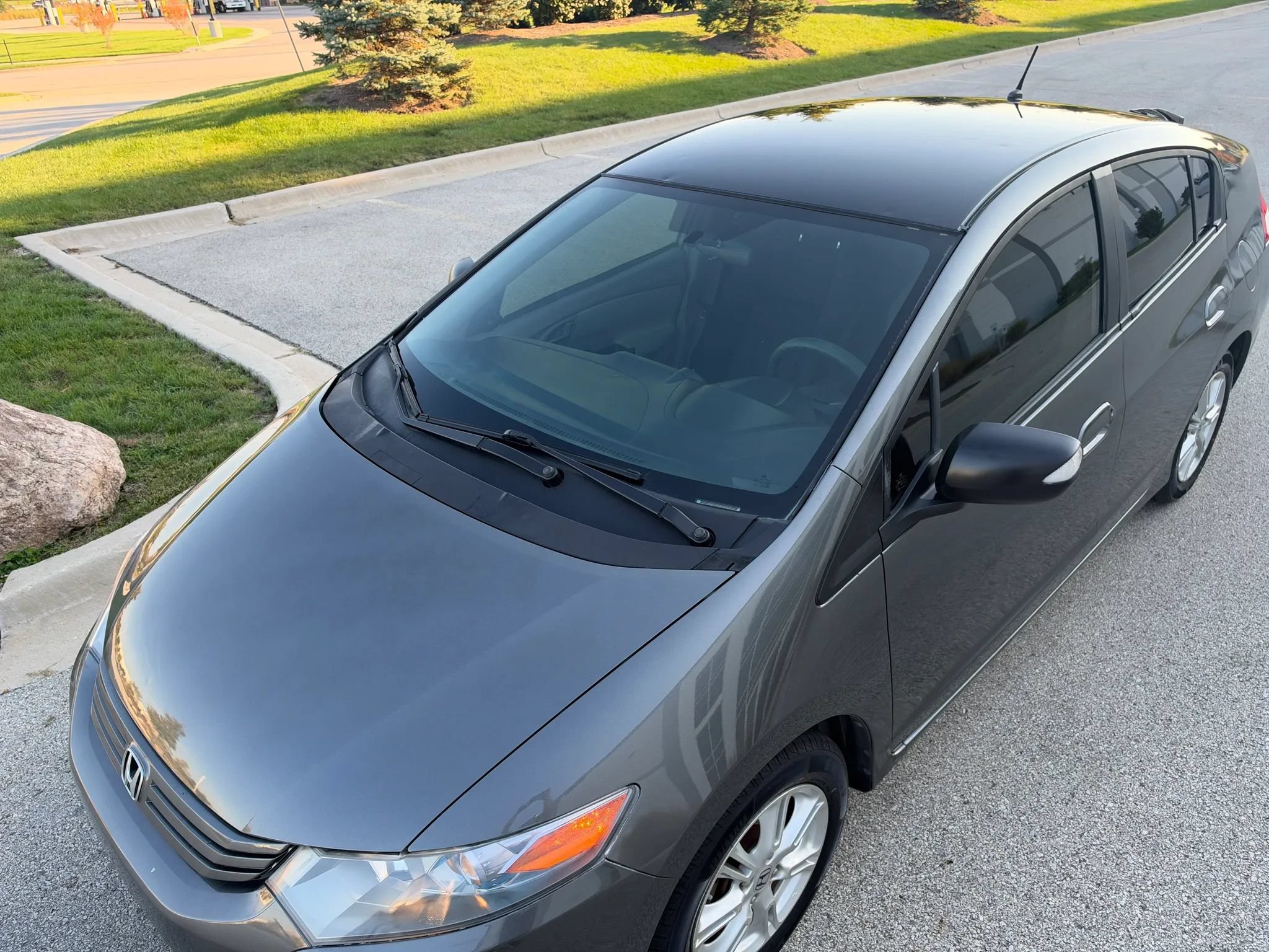 Used 2010 Honda Insight EX image 2