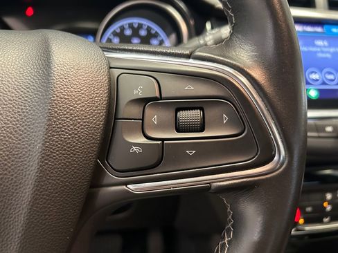 Used 2021 Buick Encore GX Preferred image 24