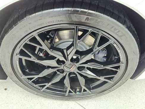 Used 2024 Chevrolet Corvette Stingray Preferred Conv w/ Z51 Performance Package RWD image 56