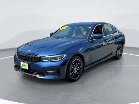 Used 2022 BMW 330i xDrive Sedan w/ Convenience Package AWD/4WD image 3