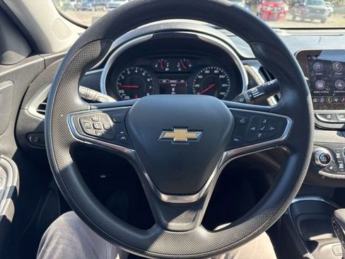 Used 2024 Chevrolet Malibu LT image 13