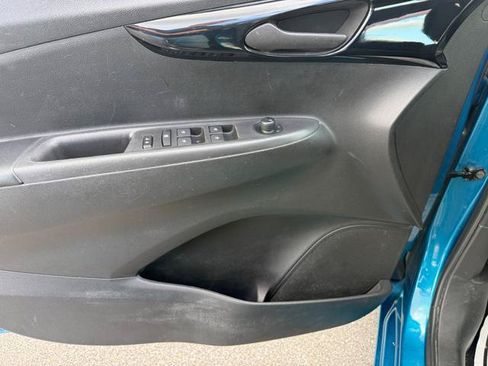 Used 2019 Chevrolet Spark LT FWD image 13