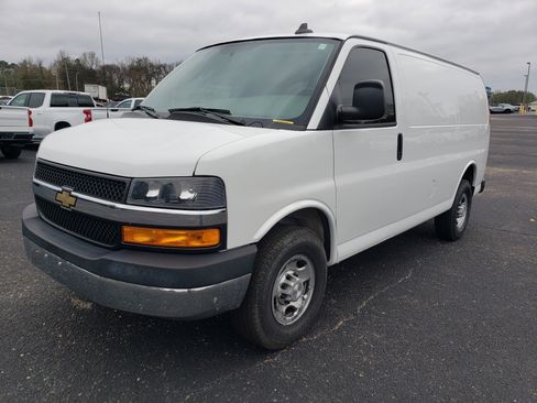 Used 2021 Chevrolet Express 2500 CARGO Full-size Cargo Van w/ Driver Convenience Package image 2