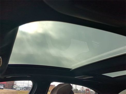 Used 2016 Mercedes-Benz S 550 4MATIC Sedan image 18