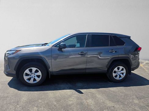 Used 2023 Toyota RAV4 LE FWD image 6