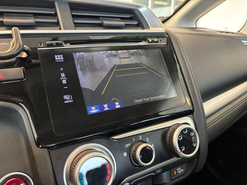 Used 2015 Honda Fit EX image 21