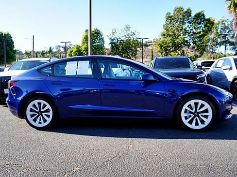 Used 2022 Tesla Model 3 Long Range AWD/4WD image 7