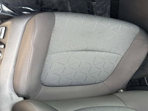 Used 2025 Toyota RAV4 XLE w/ Convenience Package FWD image 9