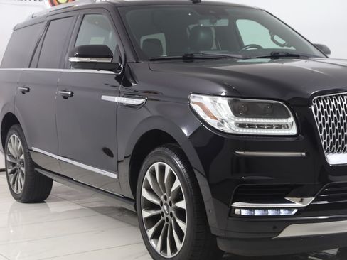 Used 2020 Lincoln Navigator Reserve AWD/4WD image 39
