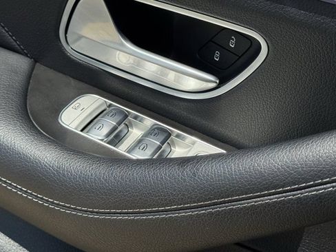 Used 2024 Mercedes-Benz GLS 450 4MATIC image 23