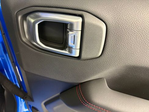 New 2026 Jeep Gladiator Rubicon AWD/4WD image 16