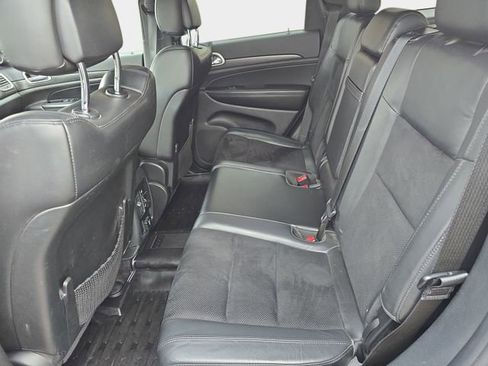 Used 2018 Jeep Grand Cherokee Altitude image 17