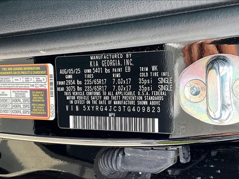 Certified 2026 Kia Sorento LX FWD image 33