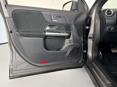 Certified 2023 Mercedes-Benz GLA 250 4MATIC image 22
