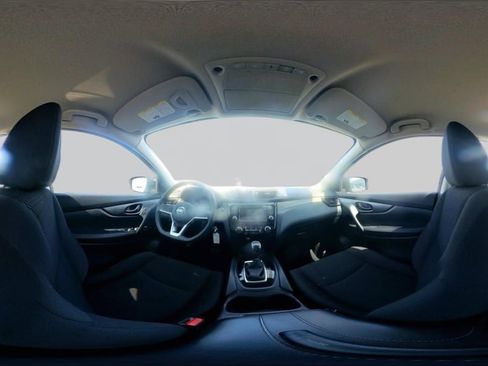 Used 2019 Nissan Rogue Sport S FWD image 35