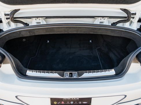 Used 2022 Bentley Continental GT image 57