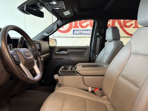 Used 2025 GMC Sierra 1500 SLT image 13