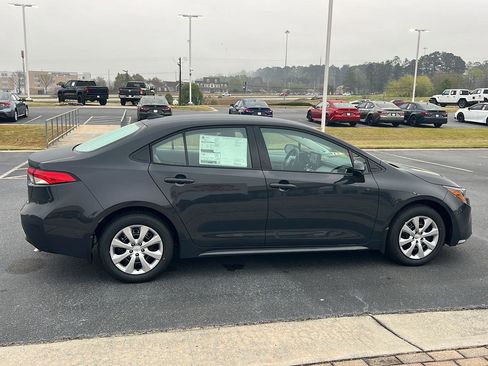 New 2026 Toyota Corolla LE image 7