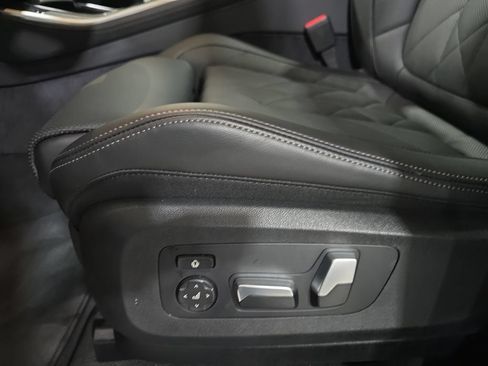 Used 2026 BMW X5 xDrive40i w/ M Sport Package AWD/4WD image 28