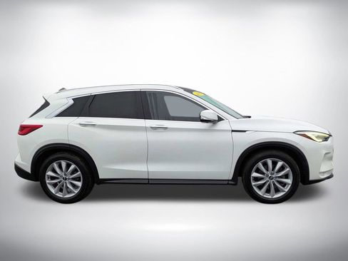 Used 2019 INFINITI QX50 Essential w/ Proactive Package FWD image 3