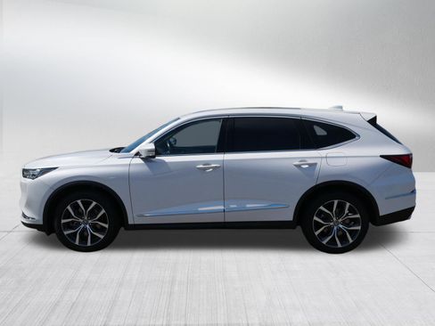 Certified 2024 Acura MDX SH-AWD w/ Technology Package image 4