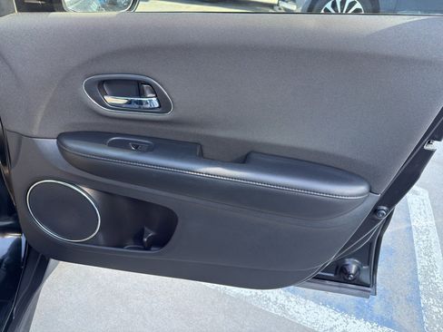 Used 2020 Honda HR-V EX image 23
