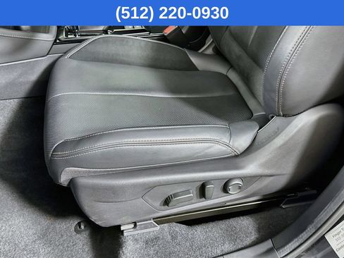 Used 2026 Subaru Forester Touring AWD/4WD image 24