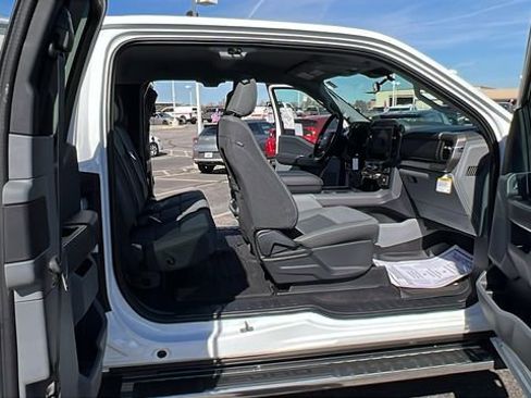 New 2026 Ford F150 XLT w/ XLT Chrome Appearance Package image 13