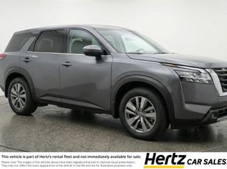 Used 2025 Nissan Pathfinder SV video 1