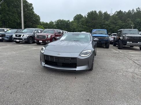 Used 2024 Nissan Z Performance w/ Floor Mat Package RWD image 7