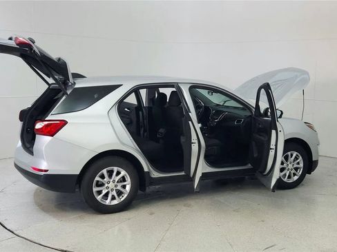 Used 2021 Chevrolet Equinox LT image 42